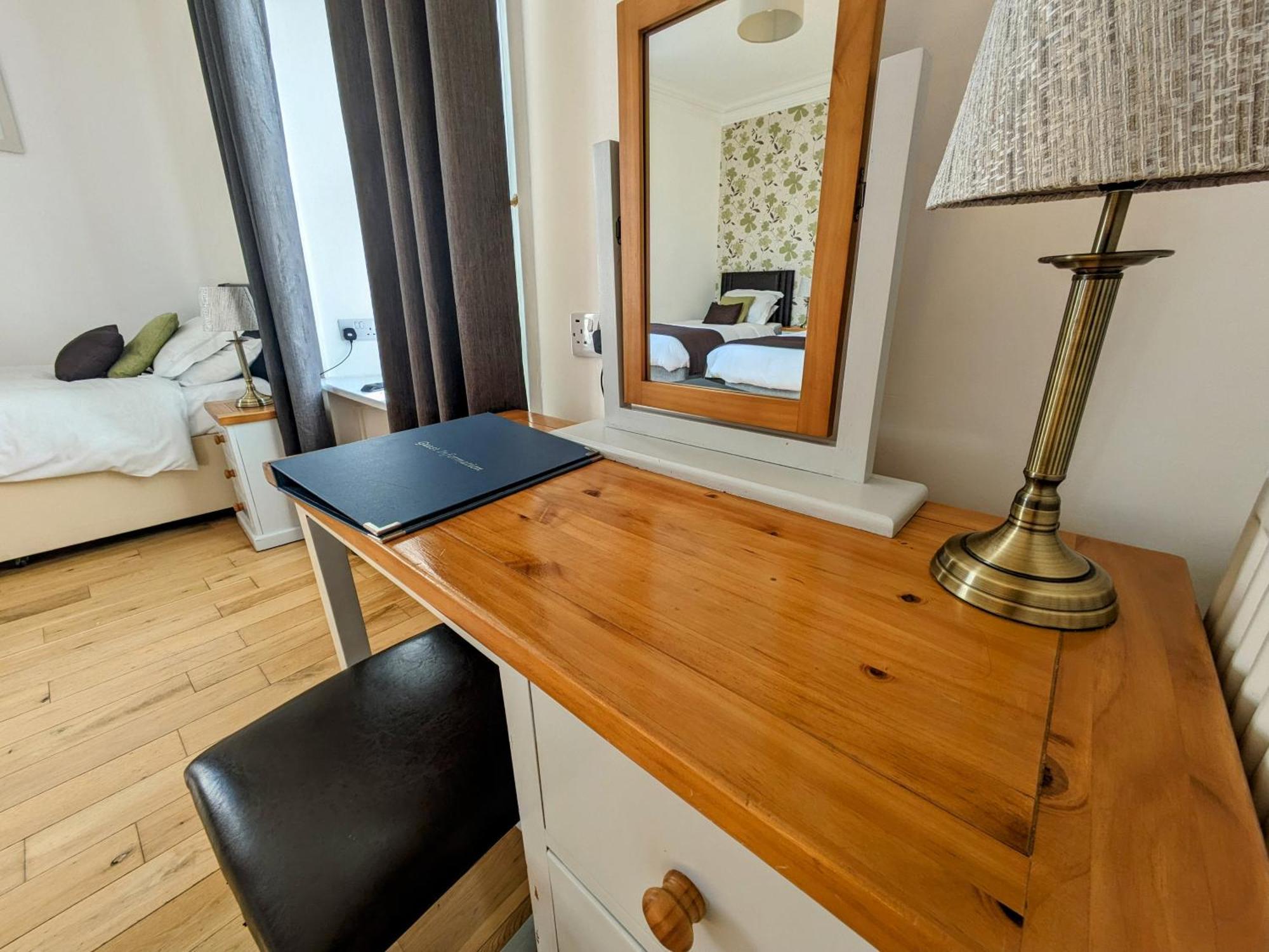 The Havelock Hotel Nairn Ruang foto